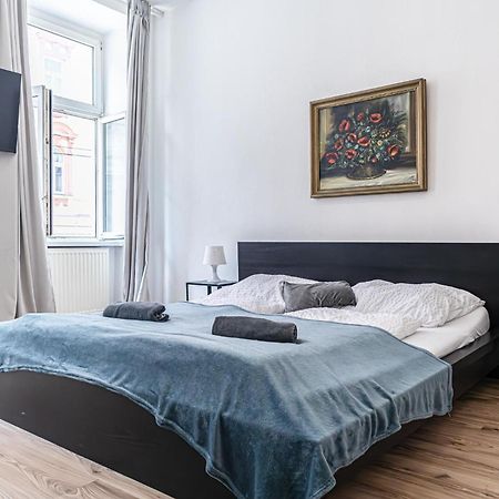 Budget Apartments Well Connected To The Whole City Bécs Kültér fotó