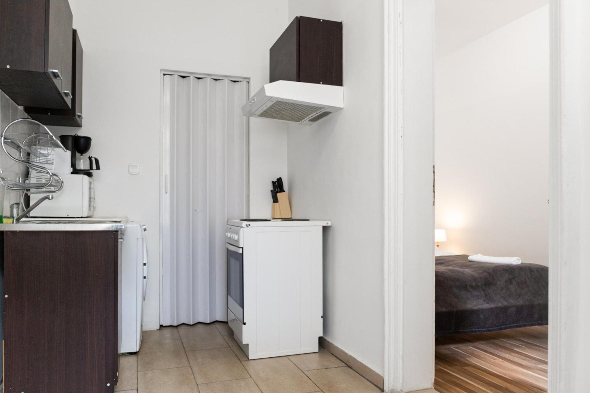 Budget Apartments Well Connected To The Whole City Bécs Kültér fotó