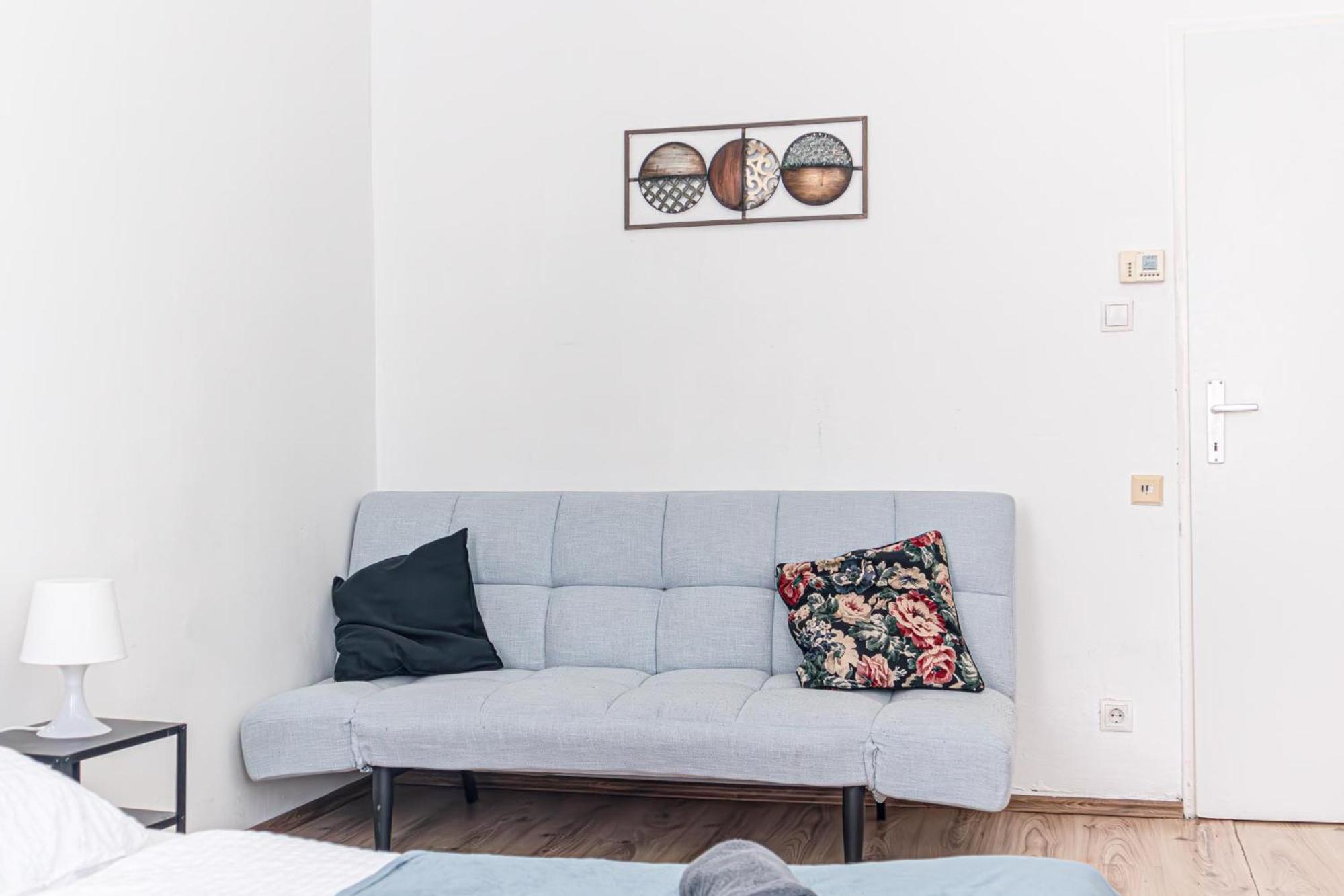 Budget Apartments Well Connected To The Whole City Bécs Kültér fotó
